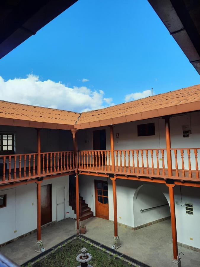 ホテル Casa Wayra カハマルカ エクステリア 写真