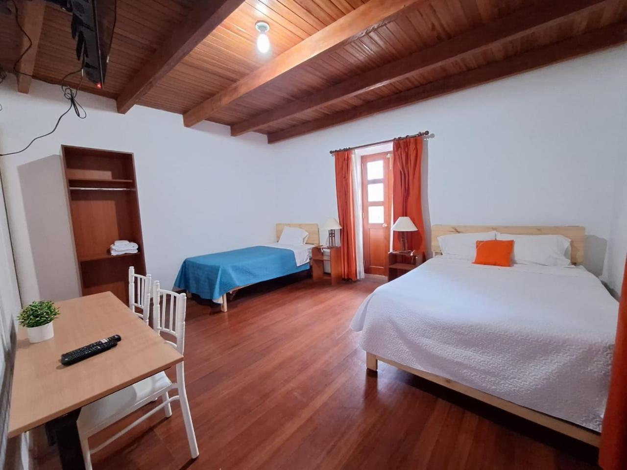 ホテル Casa Wayra カハマルカ エクステリア 写真