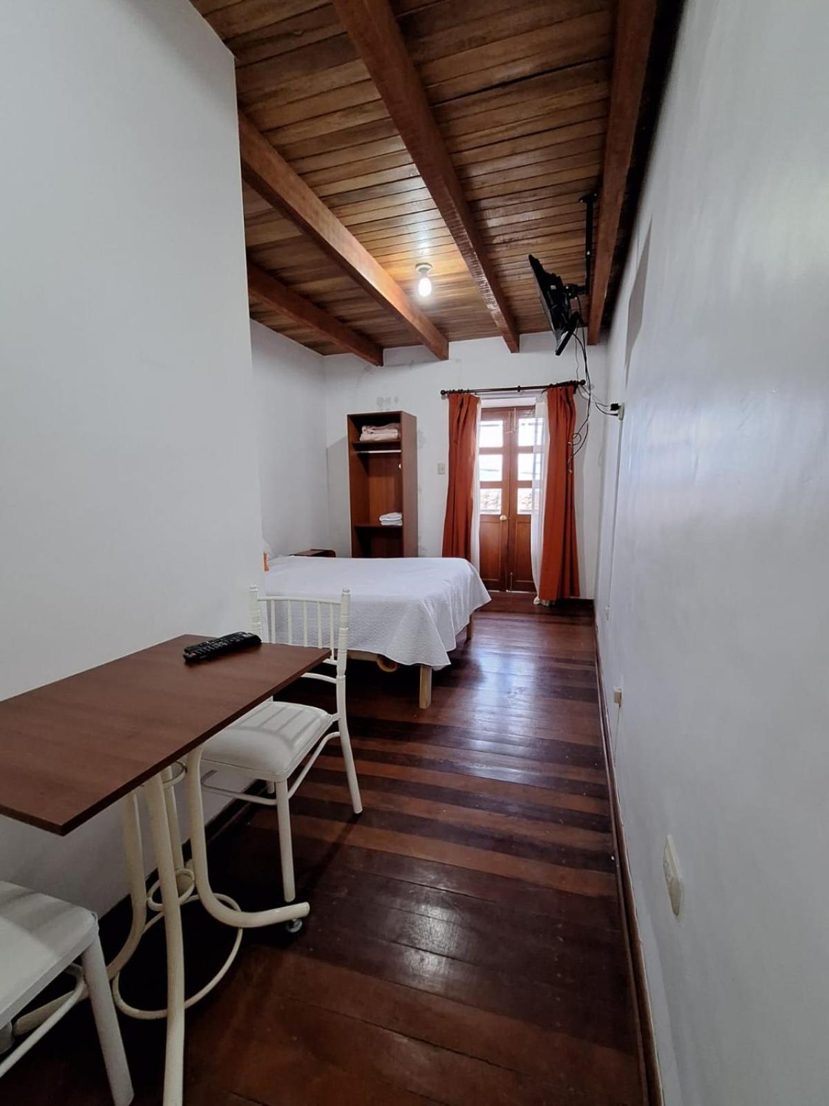 ホテル Casa Wayra カハマルカ エクステリア 写真