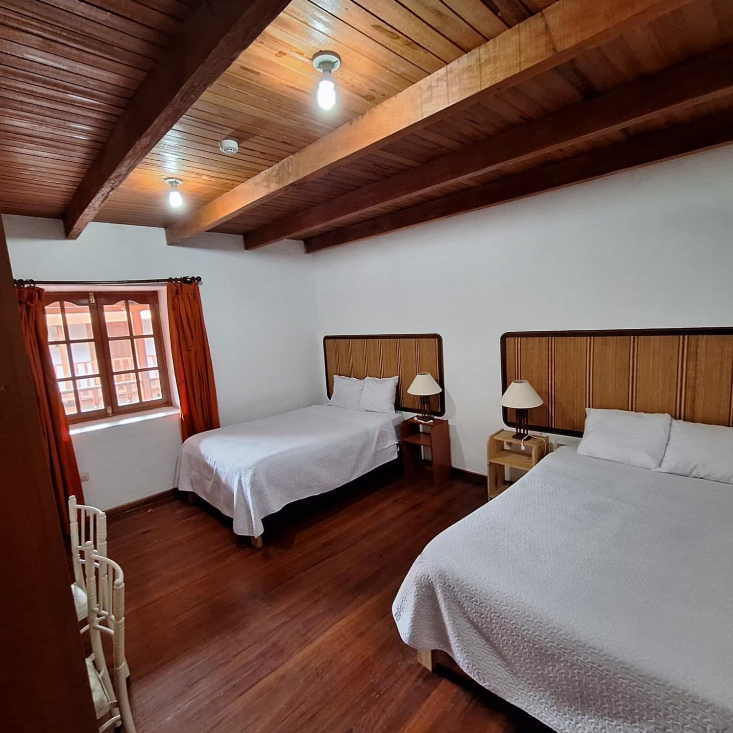 ホテル Casa Wayra カハマルカ エクステリア 写真